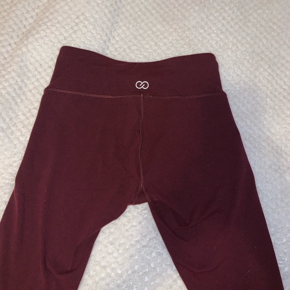CALIA red leggings - Picture 3 of 3